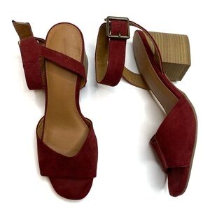 Target Universal Thread Red Chunky Sandal Size 9